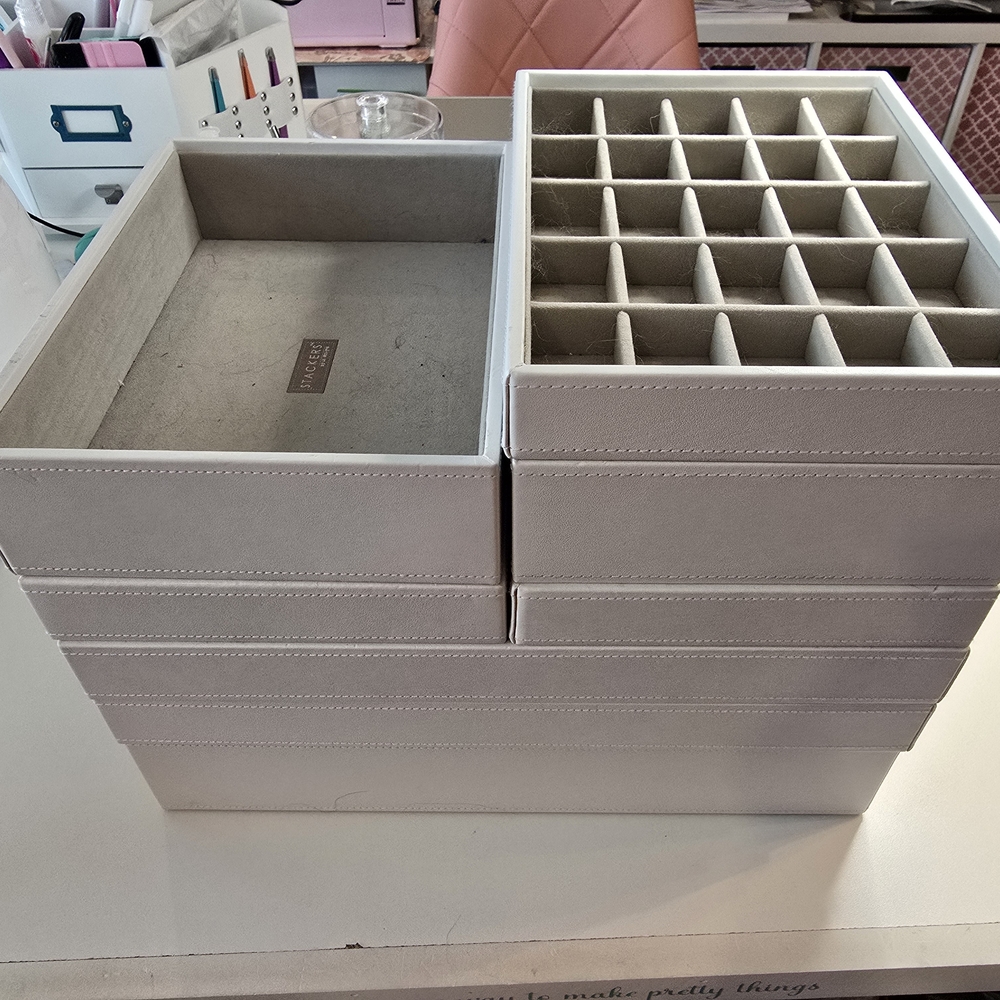 White Stackable Jewelry Organizer